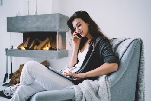 Homeowner doing research on foreclosure